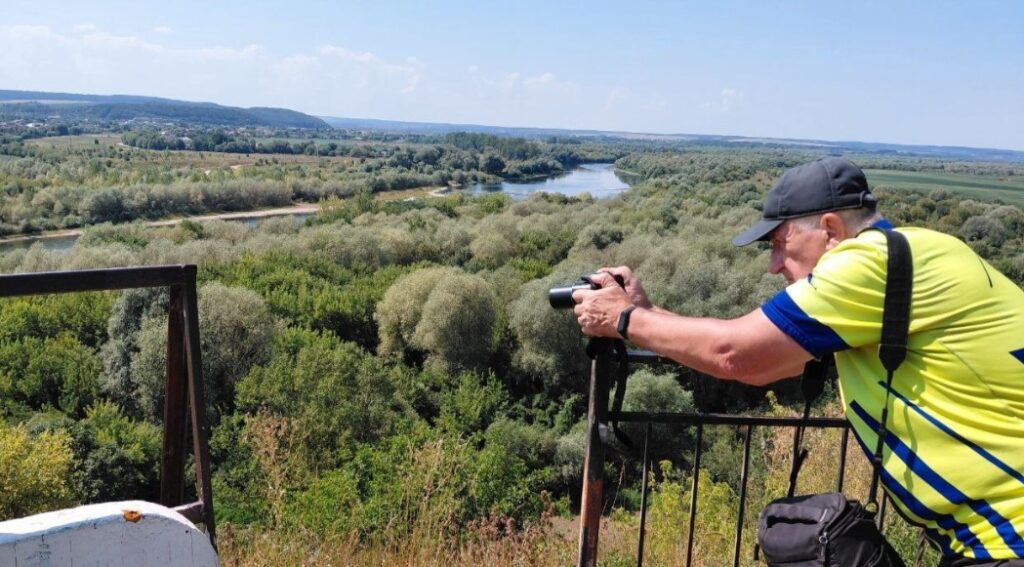 Миттєвості міжчасової і просторової мотоподорожі Прикарпаттям від радіожурналіста з Харкова Романа Кривка