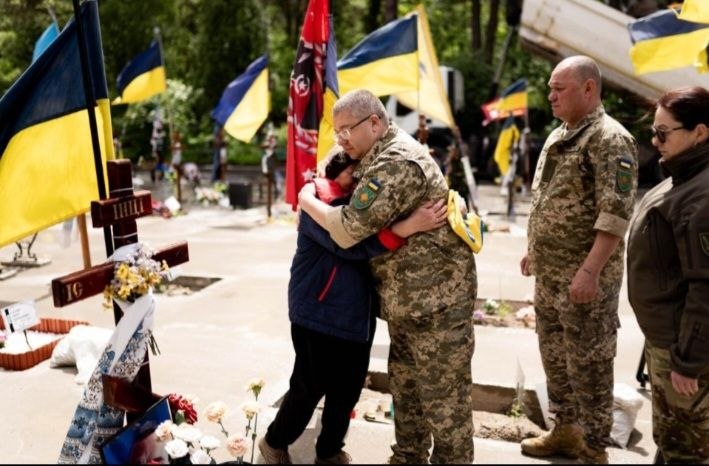 «Наша мета –розповісти, як вони жили»: журналісти створюють цифрову пам'ять про полеглих побратимів 22 «Наша мета –розповісти, як вони жили»: журналісти створюють цифрову пам'ять про полеглих побратимів 5