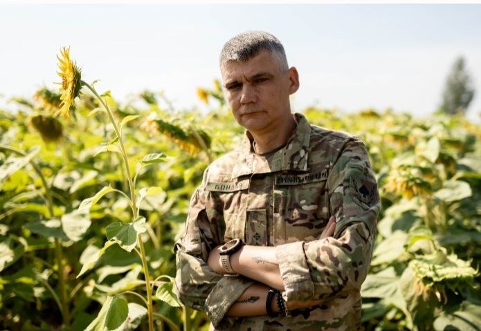 «Наша мета –розповісти, як вони жили»: журналісти створюють цифрову пам'ять про полеглих побратимів 21 «Наша мета –розповісти, як вони жили»: журналісти створюють цифрову пам'ять про полеглих побратимів 4