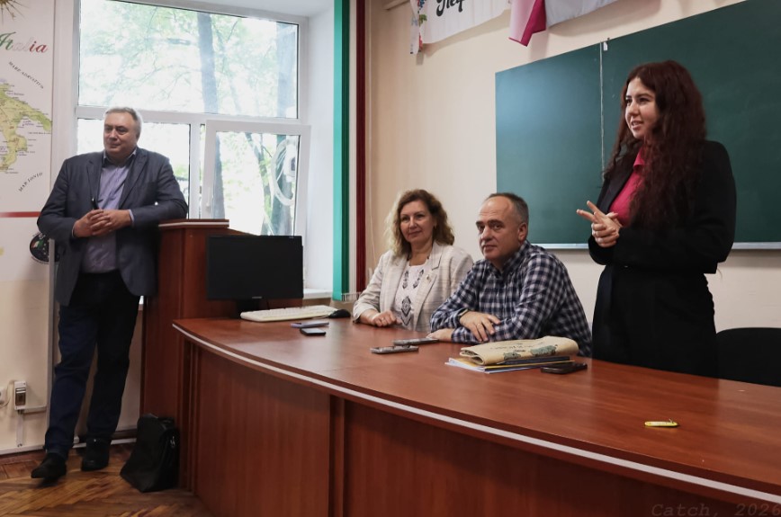 Від перших публікацій до професійної спільноти: у Дніпрі відбулися «Полілоги про професію журналіста» 2 Від перших публікацій до професійної спільноти: у Дніпрі відбулися «Полілоги про професію журналіста» 1