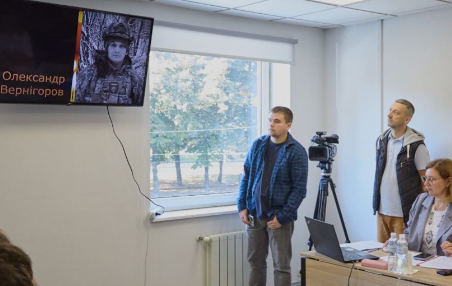 Саме спогади не дають пам’яті перетворитися просто на перелік імен: у Дніпрі вшанували пам’ять українських журналістів 2