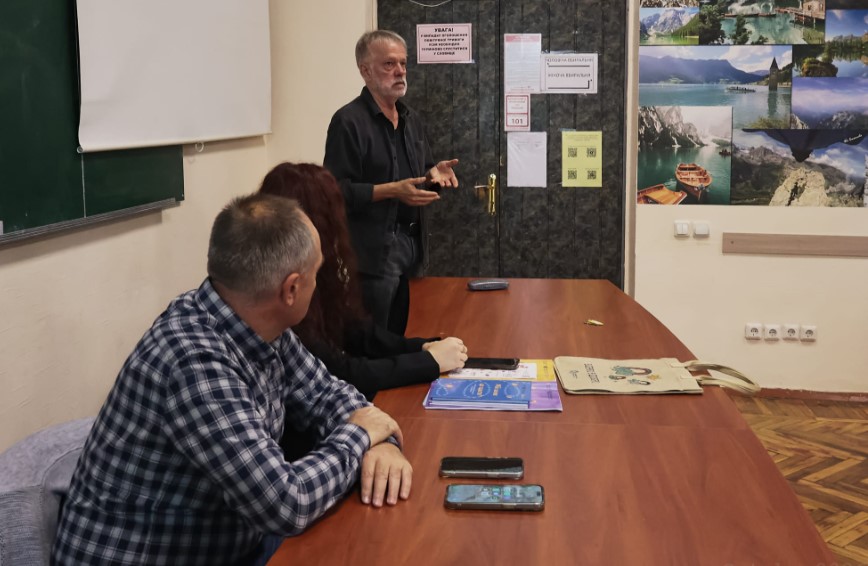 Від перших публікацій до професійної спільноти: у Дніпрі відбулися «Полілоги про професію журналіста» 6 Від перших публікацій до професійної спільноти: у Дніпрі відбулися «Полілоги про професію журналіста» 5