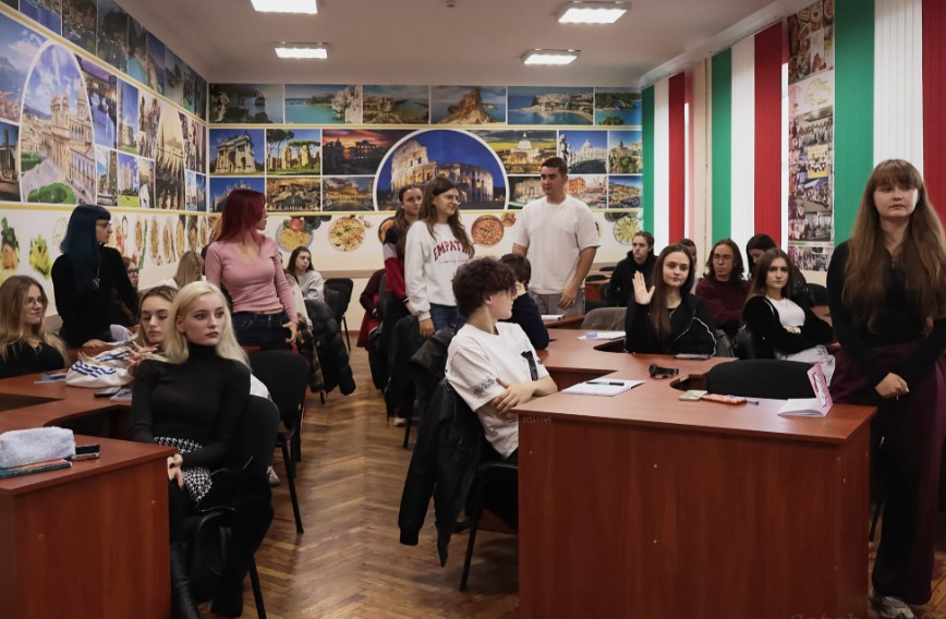 Від перших публікацій до професійної спільноти: у Дніпрі відбулися «Полілоги про професію журналіста» 8 Від перших публікацій до професійної спільноти: у Дніпрі відбулися «Полілоги про професію журналіста» 7