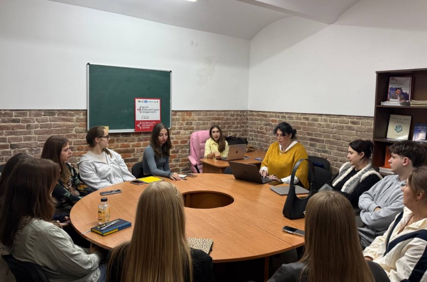 Від аптечки до техніки: львівські журналісти дізналися, як працювати у прифронтовій зоні 1 Від аптечки до техніки: львівські журналісти дізналися, як працювати у прифронтовій зоні