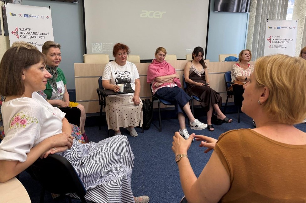 «Не вигорати, а відновлюватися: як ЦЖС допомагають медійникам долати стрес і зберігати ресурс 13 «Не вигорати, а відновлюватися: як ЦЖС допомагають медійникам долати стрес і зберігати ресурс 12