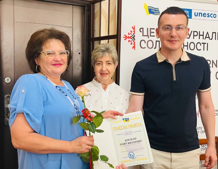«Місцева журналістика – це не просто інформація, це зв’язок із громадою», – Сергій Томіленко під час зустрічі з медійниками на Івано-Франківщині 12 «Місцева журналістика – це не просто інформація, це зв’язок із громадою», – Сергій Томіленко під час зустрічі з медійниками на Івано-Франківщині 11