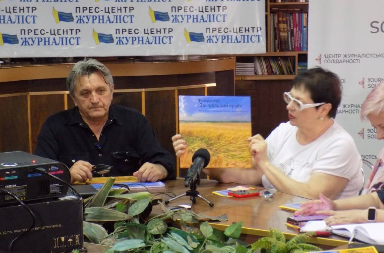 «Фотографії для мене – це не тільки робота, але й арт-терапія», - фотокореспондент Олександр Прилепа 17 «Фотографії для мене – це не тільки робота, але й арт-терапія», – фотокореспондент Олександр Прилепа