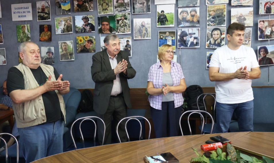 «Спочатку людина, потім репортаж»: як журналісту не втратити себе, працюючи з чужою травмою 8