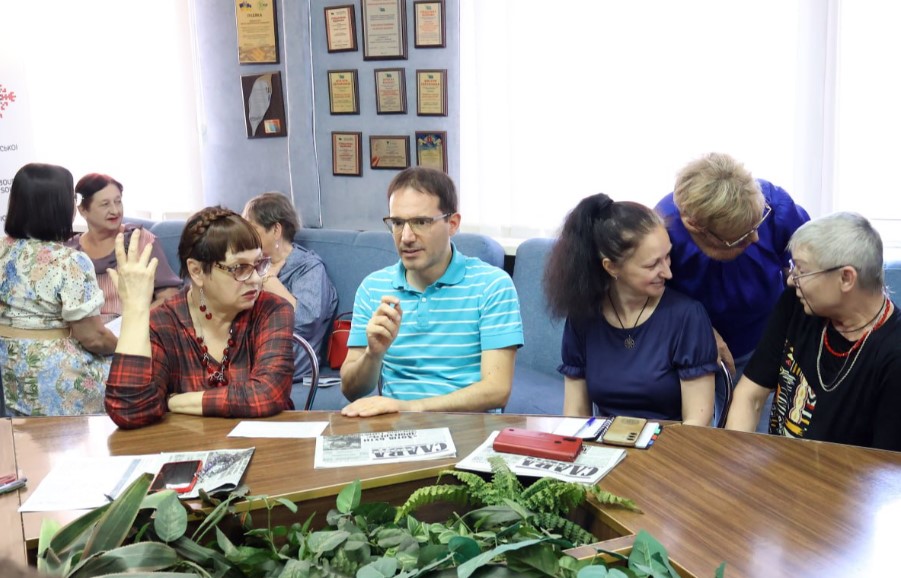 «Спочатку людина, потім репортаж»: як журналісту не втратити себе, працюючи з чужою травмою 4