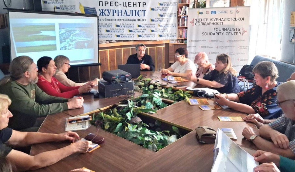 «Фотографії для мене – це не тільки робота, але й арт-терапія», - фотокореспондент Олександр Прилепа 20 «Фотографії для мене – це не тільки робота, але й арт-терапія», - фотокореспондент Олександр Прилепа 3