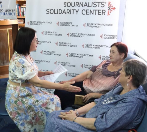 «Спочатку людина, потім репортаж»: як журналісту не втратити себе, працюючи з чужою травмою 2