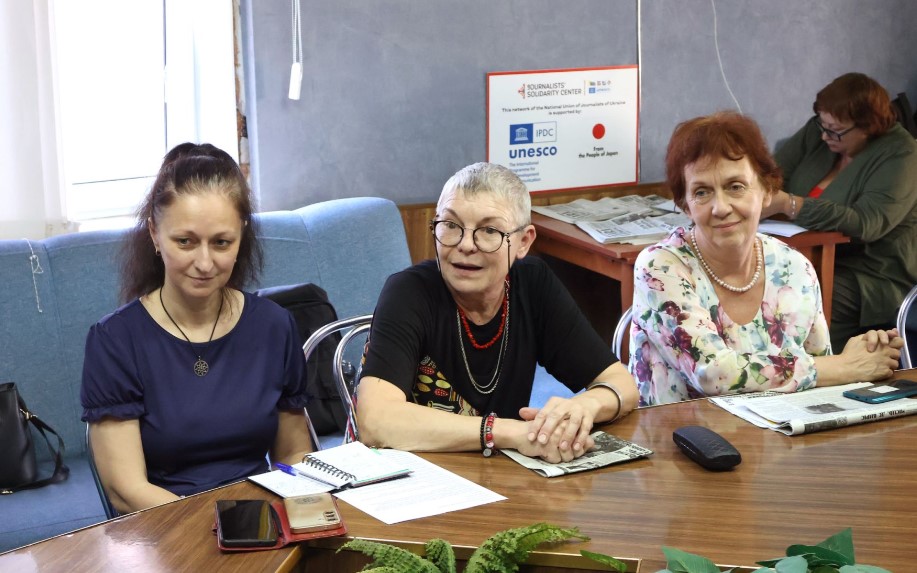 «Спочатку людина, потім репортаж»: як журналісту не втратити себе, працюючи з чужою травмою 5