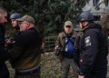 У Харкові поліція та охоронець силою вивели журналістів міжнародних агентств з місця удару по поліклініці