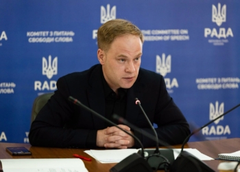 Розслідування погроз журналістам буксує: парламентський комітет обіцяє стати «постійним стимулом» для правоохоронців