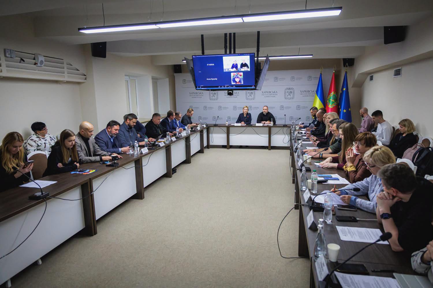 Фото зруйнованої редакції «Білопільщини» показали депутатам у Харкові 1 Фото зруйнованої редакції «Білопільщини» показали депутатам у Харкові