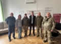 «Слово – це наша зброя»: НСЖУ отримала символічний артефакт від військових із Сумщини 12 «Слово – це наша зброя»: НСЖУ отримала символічний артефакт від військових із Сумщини