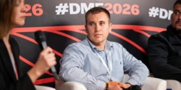 «Спочатку повернутися до себе»: захисник Маріуполя пояснив, чому журналістам не варто поспішати з інтерв’ю після полону