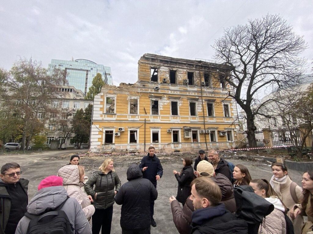 «Журналіст на місці обстрілу: як зробити гарний репортаж і повернутися живим 6