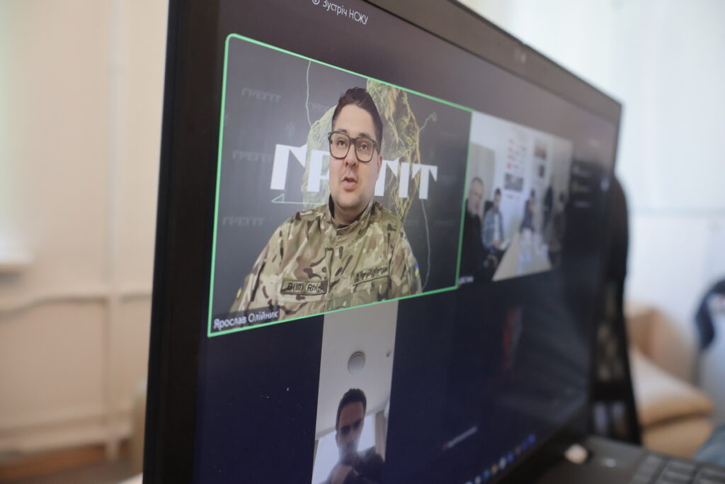«Шукайте бетонні укриття неподалік» - медійники обговорили, як реагувати на стрімку зміну безпекової ситуації 5 «Шукайте бетонні укриття неподалік» - медійники обговорили, як реагувати на стрімку зміну безпекової ситуації 4