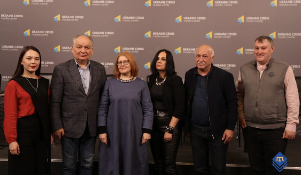 Про ціну правди в окупованому Криму розповіли в Кримськотатарському ресурсному центрі 13 Про ціну правди в окупованому Криму розповіли в Кримськотатарському ресурсному центрі
