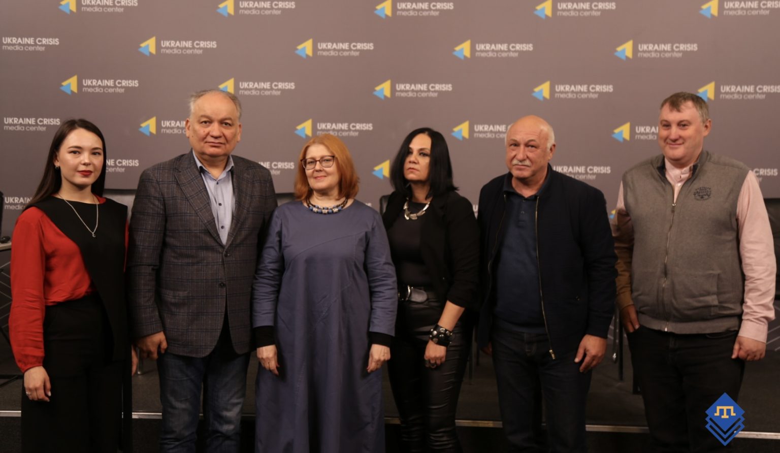 Про ціну правди в окупованому Криму розповіли в Кримськотатарському ресурсному центрі 1 Про ціну правди в окупованому Криму розповіли в Кримськотатарському ресурсному центрі