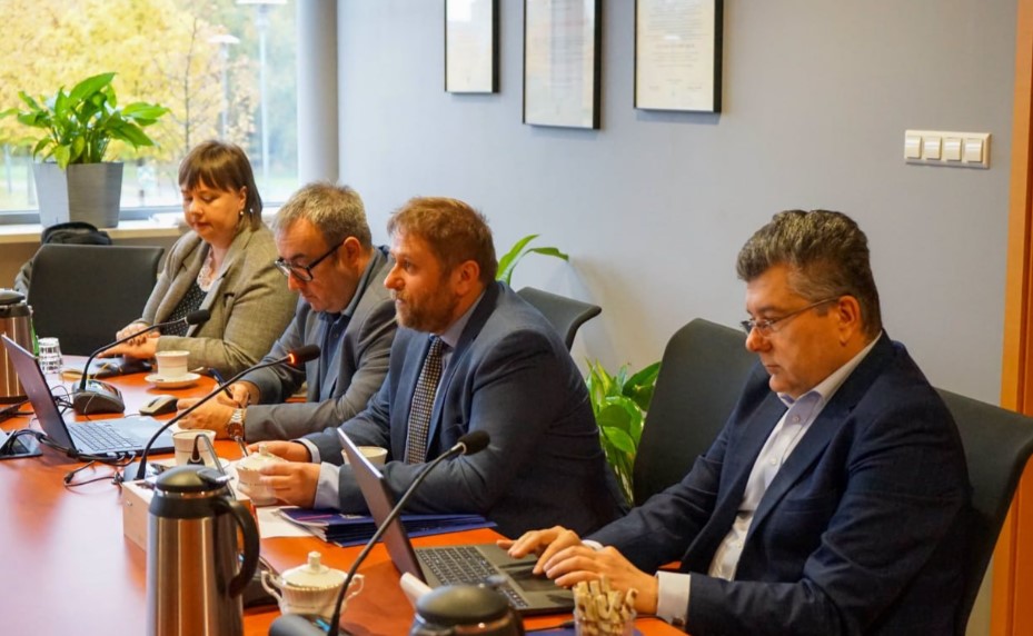 Розповісти правду про війну світу: журналісти-практики об’єднали зусилля з польськими колегами на конференції