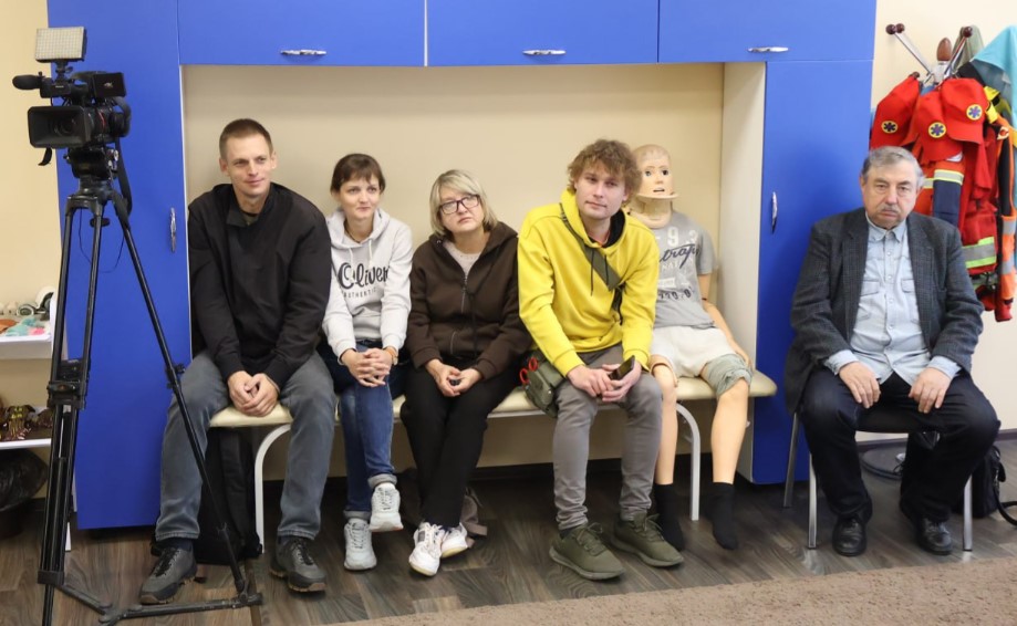 Тренінги з тактичної медицини у контексті війни – інвестиція в безпеку: навчалися запорізькі медійники 10 Тренінги з тактичної медицини у контексті війни – інвестиція в безпеку: навчалися запорізькі медійники 9