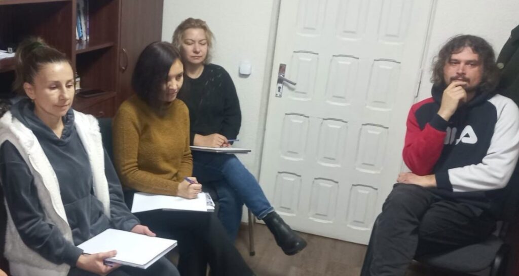 Як уникнути емоційного і творчого вигорання у часі війни: тренінг для коломийських медійників 6 Як уникнути емоційного і творчого вигорання у часі війни: тренінг для коломийських медійників 5