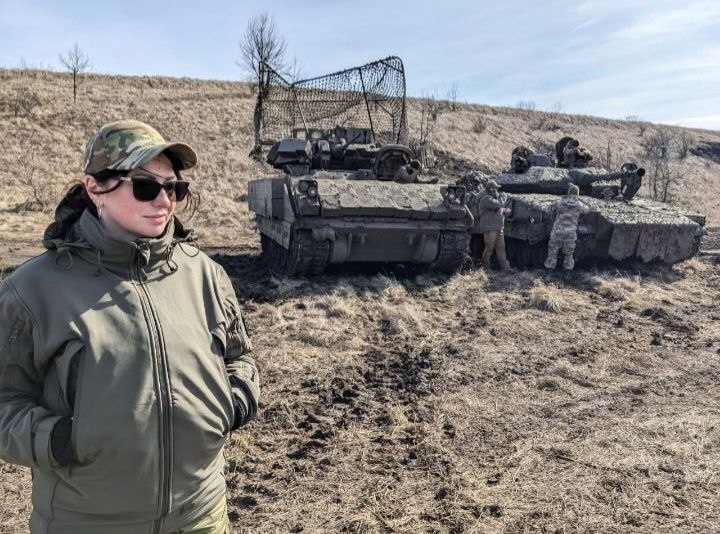 «Щоб не воювали наші діти»: журналістка Лариса Коваль про свій шлях у ЗСУ 2 «Щоб не воювали наші діти»: журналістка Лариса Коваль про свій шлях у ЗСУ