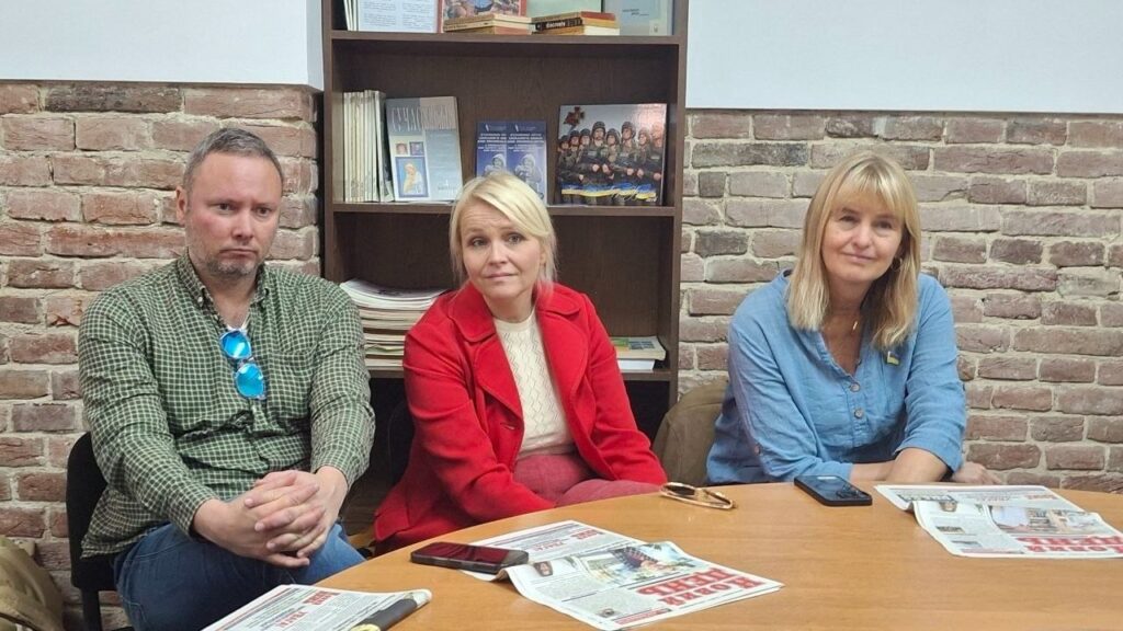 Норвезька медіаделегація відвідала Львівський центр журналістської солідарності 6 Норвезька медіаделегація відвідала Львівський центр журналістської солідарності 5