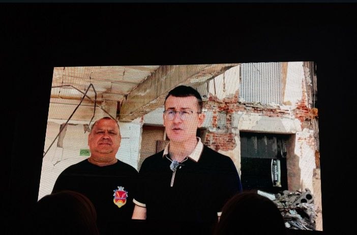 «Їдемо, бо нас чекають»: на Donbas Media Forum НСЖУ презентувала історію журналістів прикордоння, які залишаються поруч із читачами 3