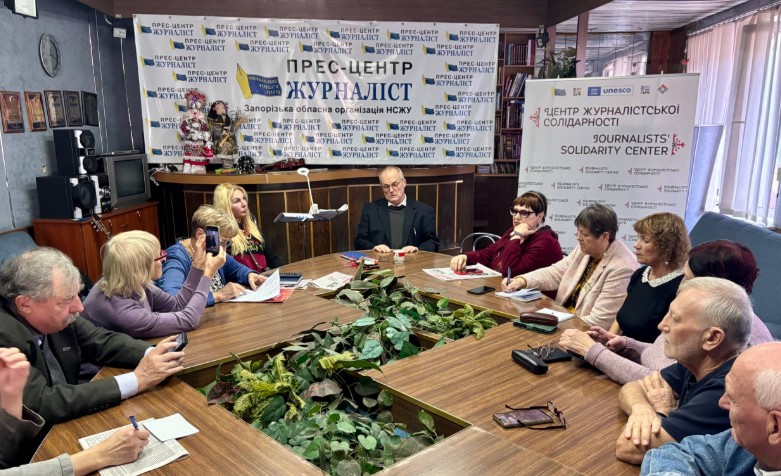 «Я ніколи так часто не грав на гітарі, як під час війни», – німецький журналіст Бернхард Класен 3