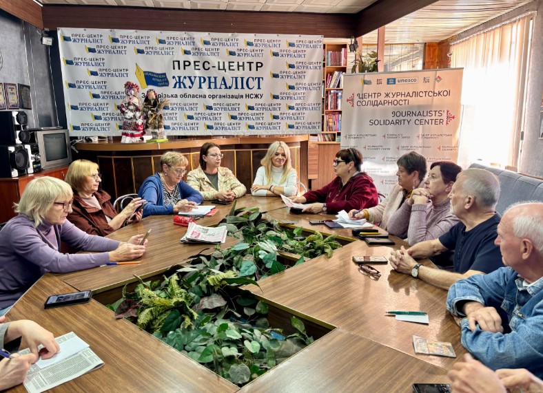 Запорізька обласна організація НСЖУ та Центр журналістської солідарності підписали Меморандум про співробітництво з Інститутом журналістики Класичного приватного університету 2 Запорізька обласна організація НСЖУ та Центр журналістської солідарності підписали Меморандум про співробітництво з Інститутом журналістики Класичного приватного університету