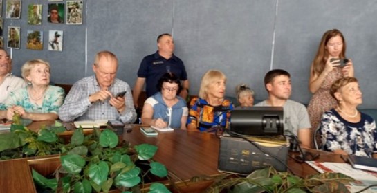 «Я ніколи так часто не грав на гітарі, як під час війни», – німецький журналіст Бернхард Класен 6