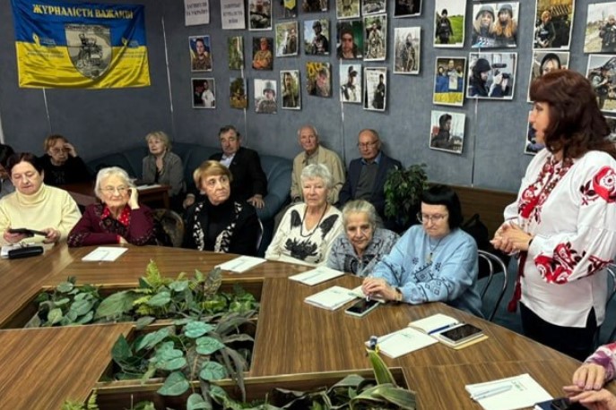 «Використовуйте свій досвід, як перевагу»: Запорізькі медійники дізналися про можливості працевлаштування людей віком 50+ 5 «Використовуйте свій досвід, як перевагу»: Запорізькі медійники дізналися про можливості працевлаштування людей віком 50+ 4